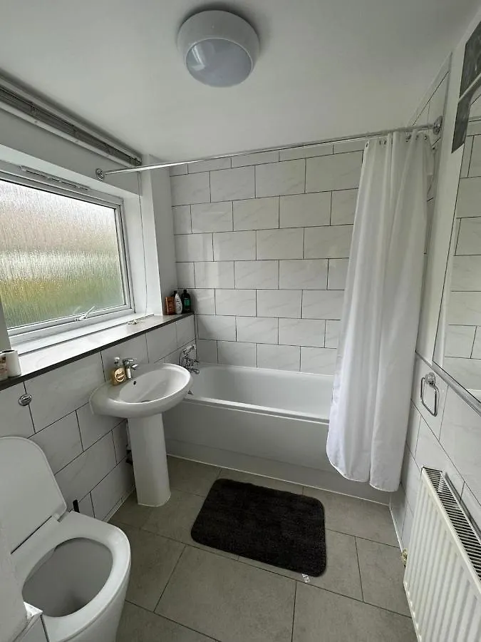 Narrow Street Apartment London 0*,